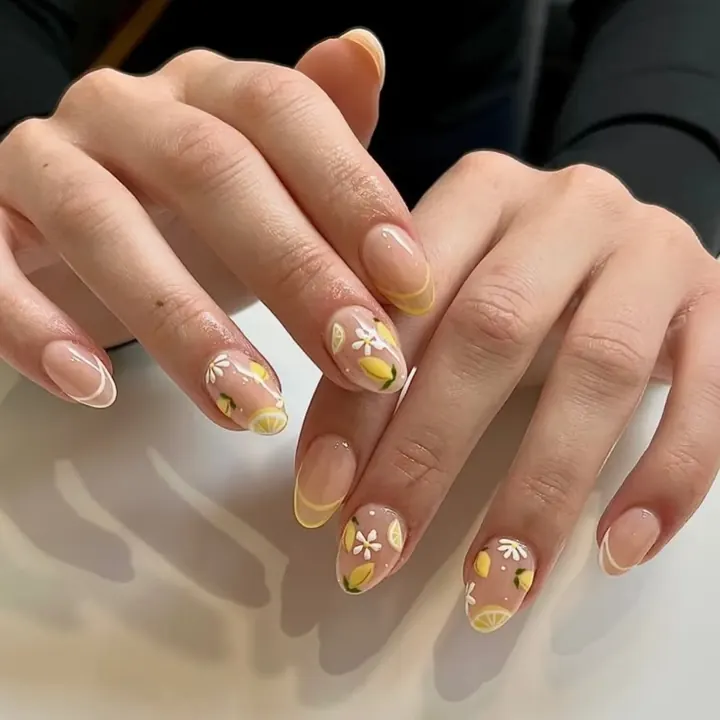 Nails by Beautique Bar: nude with sunny florals